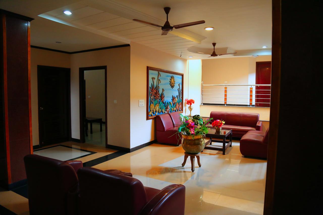 Hotel Vels Court Palani Exterior foto