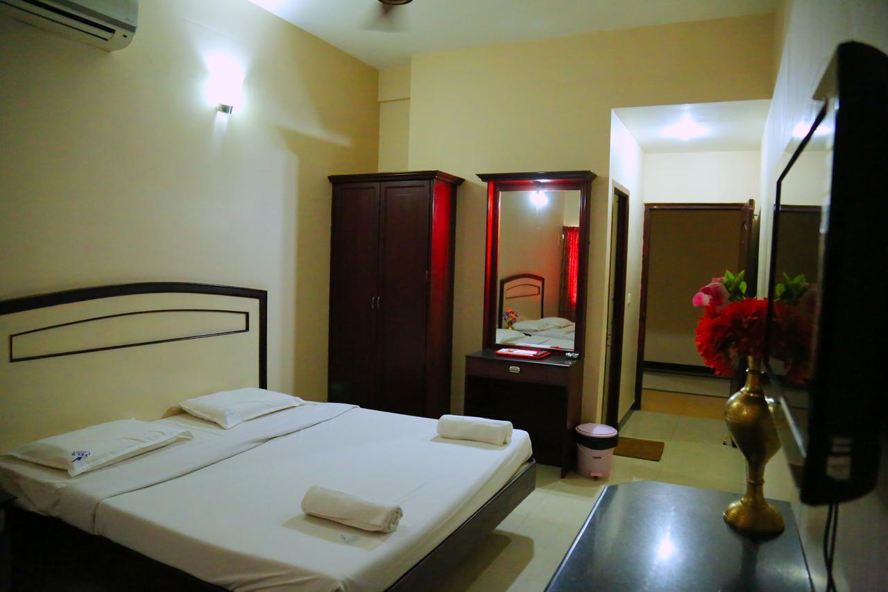 Hotel Vels Court Palani Exterior foto