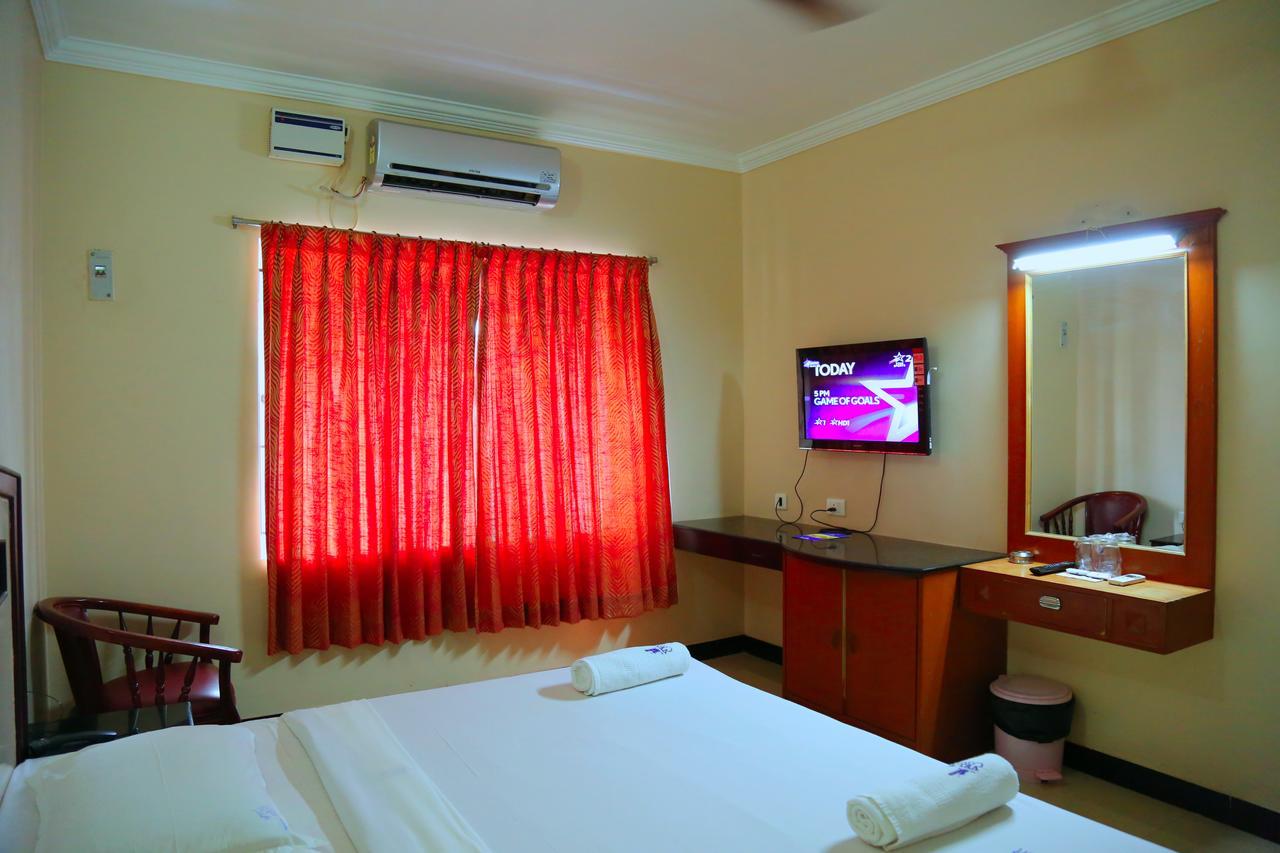 Hotel Vels Court Palani Exterior foto